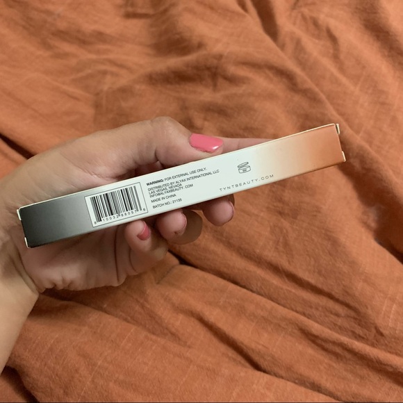 New TYNT Lash and eyebrow duo in Black and brown - Picture 7 of 7